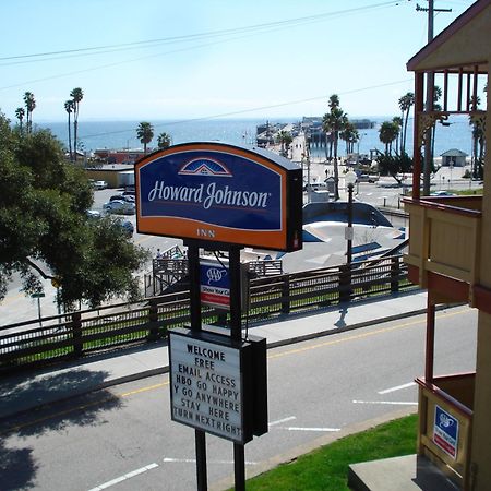 Howard Johnson By Wyndham Santa Cruz Beach Boardwalk Екстер'єр фото