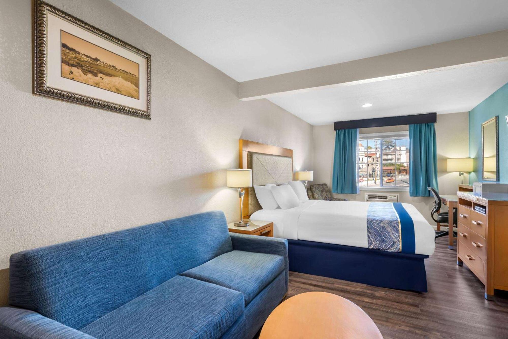 Howard Johnson By Wyndham Santa Cruz Beach Boardwalk Екстер'єр фото